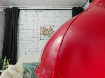 LeaJoyce webcam model stream image