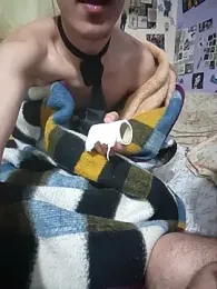 HitShelf webcam stripchat model stream image