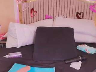 kismett-aziz webcam model stream image