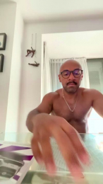 Mad45_ webcam model stream image