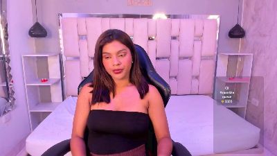 AmyEvan webcam model stream image
