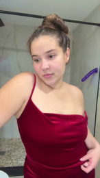 Corallune webcam model stream image