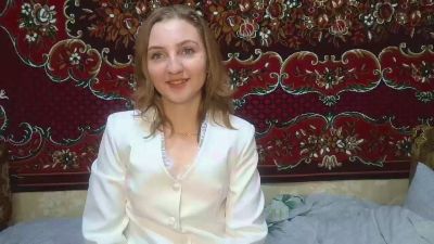 VivanDoolittle webcam cam4 model stream image