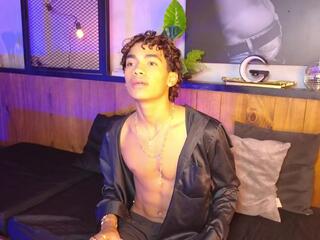 Alan Cutee webcam model stream image