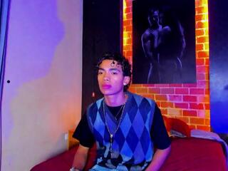 Alan Cutee webcam flirt4free model stream image