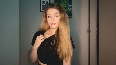 IlaNovad webcam model stream image