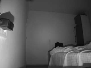 voyeurcam-charmhellen-kitchen webcam model stream image