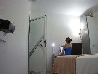 voyeurcam-charmhellen-kitchen webcam model stream image