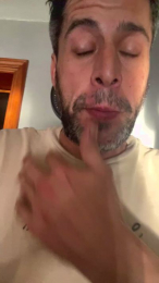 Carlos44oki webcam model stream image