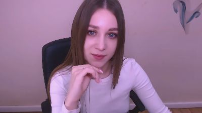 MillaX_ webcam cam4 model stream image