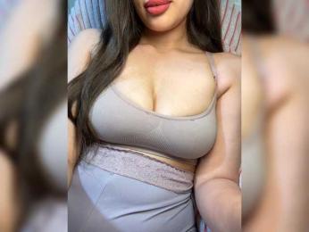 Alifiya28 webcam model stream image