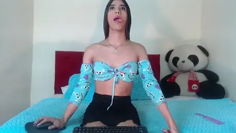 Luluu_08 webcam model stream image