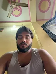 Top_Reyanshh webcam model stream image