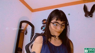 Poetica_ webcam model stream image