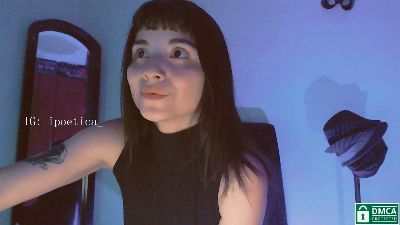 Poetica_ webcam model stream image