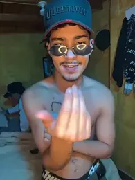 Cuteathleticboys webcam model stream image