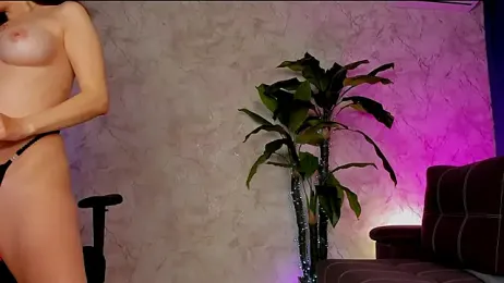 Emma7 webcam model stream image
