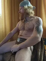 Gingerbeard40 webcam model stream image