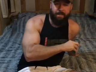 chadwhite2 webcam camsoda model stream image