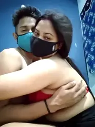 SassyWildCouple webcam model stream image