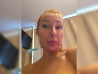 ARotikA1 webcam model stream image