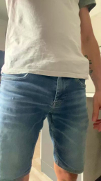 thealexbig webcam model stream image