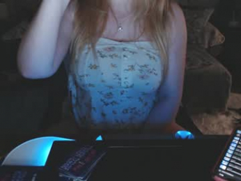 lushcutie webcam model stream image