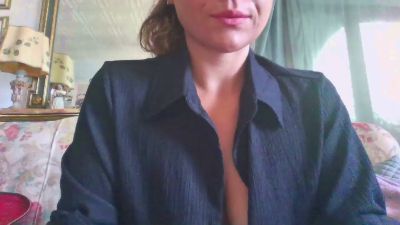 MarieM webcam cam4 model stream image