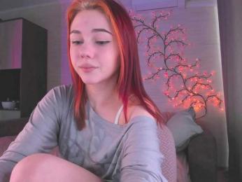 Cute1yoga webcam model stream image