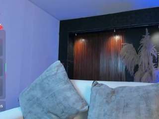 aida-jones webcam model stream image