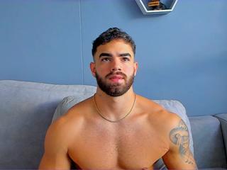 Paul Phoenix webcam model stream image