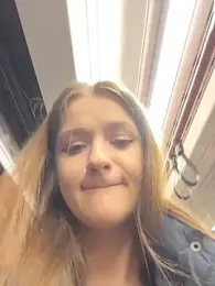 KittyQueeny webcam model stream image