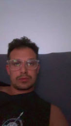 Nursealone webcam model stream image