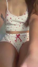 Lulii_baby webcam cam4 model stream image