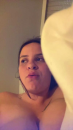 Sosotout webcam model stream image