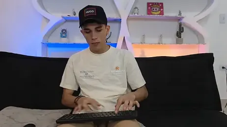 THREE_GUYS_HOT webcam model stream image