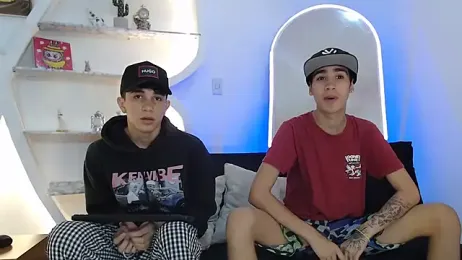 THREE_GUYS_HOT webcam model stream image