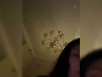 YokoChan webcam model stream image