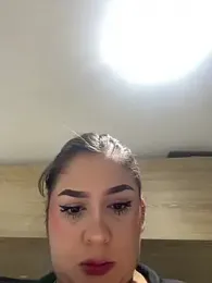 IsaaMoore webcam model stream image