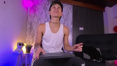 Jake_beach_ webcam model stream image