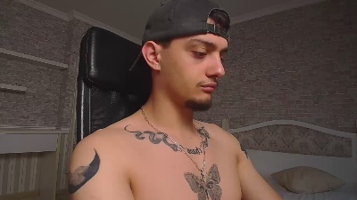 OscarGriffin webcam model stream image