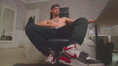 OscarGriffin webcam model stream image