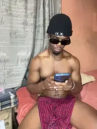 naughty_thick webcam model stream image