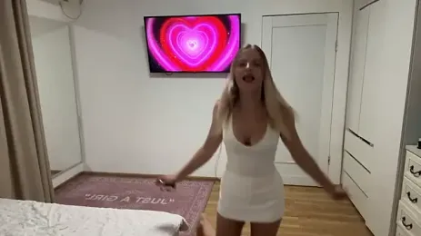 UnwedGrist webcam stripchat model stream image