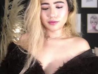 isa_cortes_ webcam model stream image