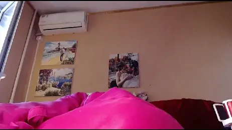GloriaUpperLove webcam model stream image