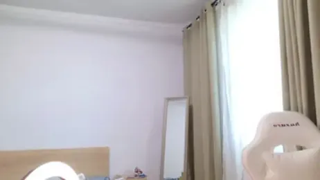 Lorennameliyy webcam model stream image