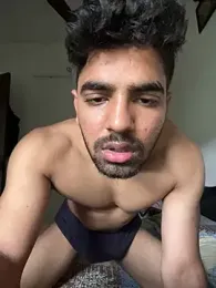 ARUSH_2306 webcam model stream image