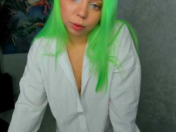 FunnyVibe webcam bongacams model stream image