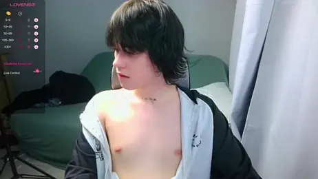 LeonBoykisser webcam stripchat model stream image